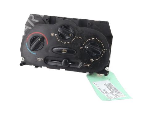 Commande Chauffage PEUGEOT 206 Hatchback (2A/C) 1.4 HDi eco 70 (68 hp) 26691530