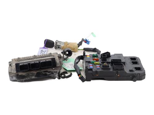 Używane Moduł elektroniczny PEUGEOT 206+ (2L_, 2M_) 1.4 i (2LKFWA, 2MKFWA) (75 hp) 30763646