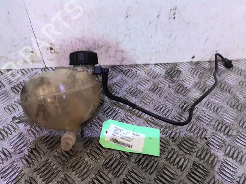 Used Expansion tank PEUGEOT 208 II (UB_, UP_, UW_, UJ_) 1.2 PureTech 100 (101 hp) 20353830