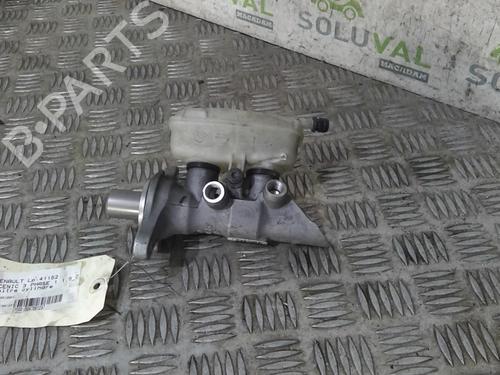 Used Brake master cylinder RENAULT SCÉNIC III (JZ0/1_) 1.5 dCi (106 hp) 20362773