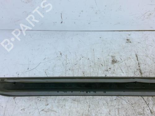 Used Door moulding trim Door moulding trim FORD FOCUS I Saloon (DFW) [1999-2009] 33605479 33605479