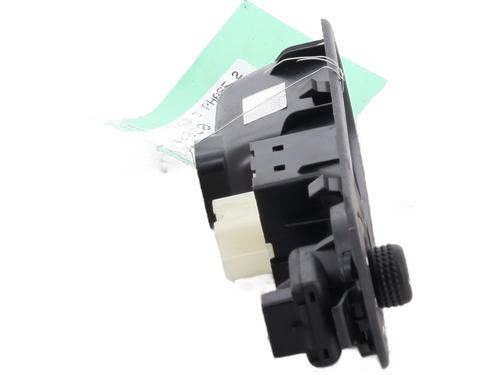 Used Left front window switch Left front window switch RENAULT TWINGO III (BCM_, BCA_) 1.0 SCe 65 (BCMJ) (65 hp) 28104413 28104413