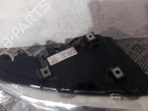 Right headlight CHRYSLER VOYAGER IV (RG, RS) 2.5 CRD | BP20360468C29 