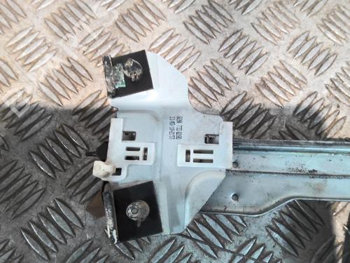 Used Front right window mechanism Front right window mechanism DACIA SANDERO 1.5 dCi (68 hp) 20358712 20358712