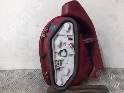 Used Right taillight Right taillight RENAULT MODUS / GRAND MODUS (F/JP0_) 1.5 dCi (FP0E, JP0E) (65 hp) 20355358 20355358