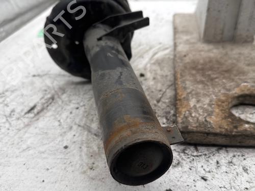 Used Right front shock absorber Right front shock absorber VW TOURAN (1T3) 1.6 TDI (105 hp) 39729206 39729206