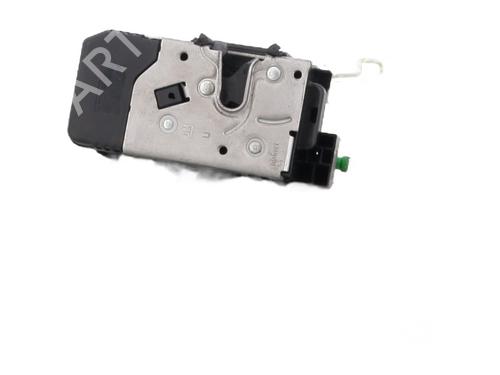 Used Tailgate lock RENAULT TRAFIC III Bus (JG_) 1.6 dCi 125 (JGMH) (125 hp) 30056717