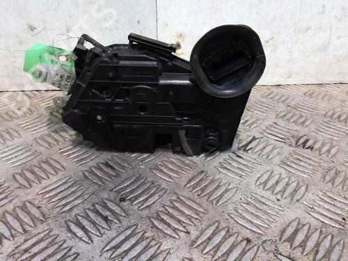 Rear right lock VW GOLF VI (5K1) 2.0 TDI | BP20365615C99 