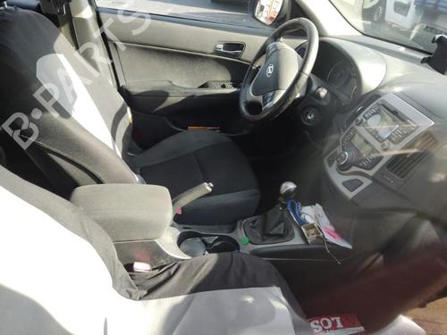 Switch HYUNDAI i30 Estate (FD) 1.6 CRDi | BP33729967I30  - Image 9