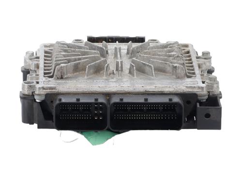 Engine control unit (ECU) VOLVO V70 III (135) D5 | BP30261724M57