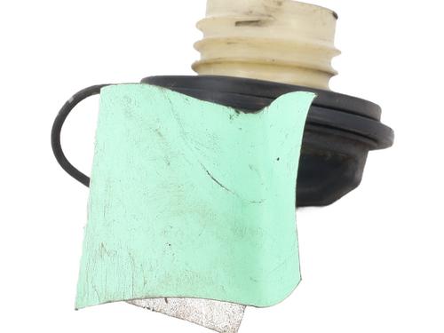 Used Fuel cap FORD FIESTA V (JH_, JD_) 1.4 16V (80 hp) 31704359