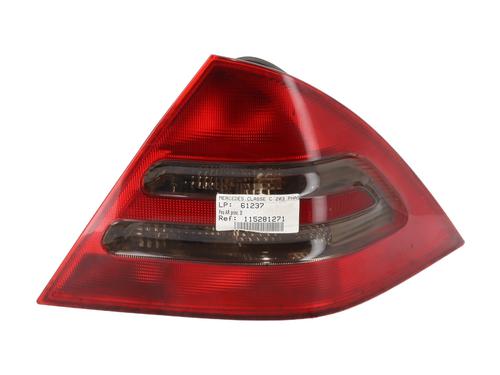 Høyre baklys MERCEDES-BENZ C-CLASS (W203) C 220 CDI (203.006) (136 hp) 30362286