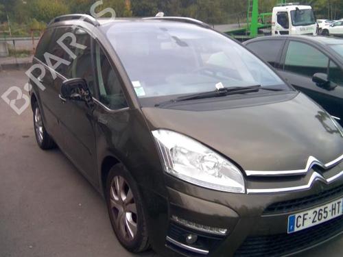 Left front fenders CITROËN C4 Grand Picasso I (UA_) 1.6 HDi 110 | BP20356275C41 