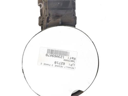 fuel-flap-renault-megane-iii-hatchback-bz01_-b3_-2008-33472236 main image