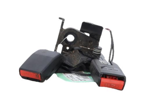 seat-buckle-renault-megane-iii-hatchback-bz01_-b3_-2008-38032951 main image