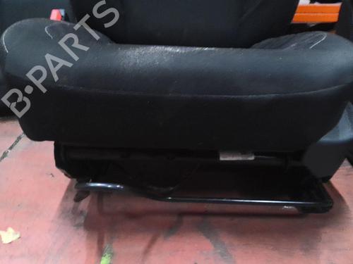 Used Seats set Seats set RENAULT CLIO IV (BH_) 1.5 dCi 90 (90 hp) 30579453 30579453