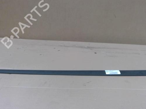 Used Door moulding trim TOYOTA VERSO (_R2_) 1.6 D4-D (WAR20_) (112 hp) 30306827