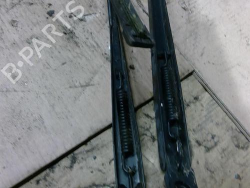 front-windshield-wiper-arm-mazda-2-de_-dh_-2007-2008-2009-2010-2011-2012-2013-2014-2015-31997827 main image