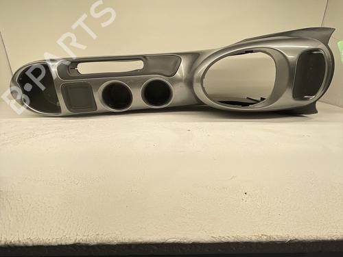 Used Middle console Middle console NISSAN JUKE (F15) 1.5 dCi (110 hp) 36314417 36314417