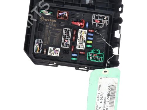 Used Fuse box Fuse box RENAULT CLIO V (B7_) 1.5 Blue dCi 85 (B7AG) (86 hp) 34256761 34256761