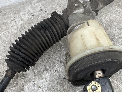 Used Steering rack Steering rack RENAULT CLIO III (BR0/1, CR0/1) 1.2 16V (BR0R, BR1D, BR1L, CR0R) (65 hp) 40613840 40613840