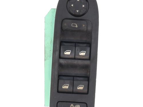 Used Left front window switch Left front window switch PEUGEOT 308 I (4A_, 4C_) 1.6 HDi (92 hp) 29744472 29744472