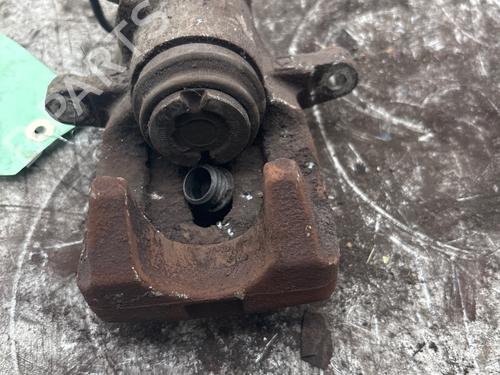 Used Right rear brake caliper Right rear brake caliper 39519115 39519115
