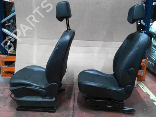 Used Seats set Seats set RENAULT CLIO III Grandtour (KR0/1_) 1.5 dCi (KR0G) (68 hp) 32328907 32328907
