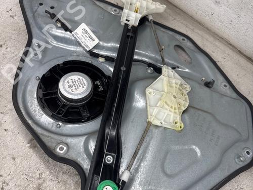 Rear right window mechanism VW GOLF V Variant (1K5) 1.9 TDI | BP37635955C25 - Image 2