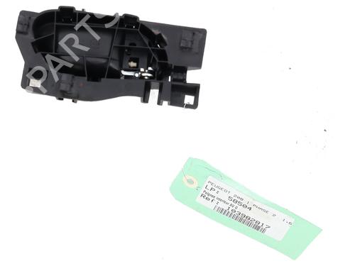 Used Front left interior door handle Front left interior door handle PEUGEOT 208 I (CA_, CC_) 1.6 HDi / BlueHDi 75 (75 hp) 25010271 25010271