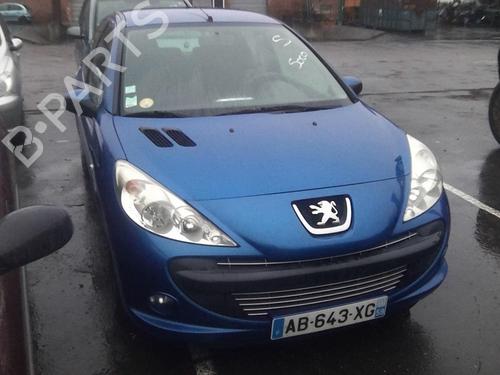 Left mirror PEUGEOT 206+ (2L_, 2M_) 1.4 HDi eco 70 | BP21998897C26