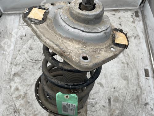 Used Left front shock absorber Left front shock absorber 37635833 37635833