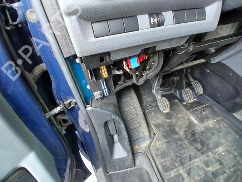 Left front window switch PEUGEOT TRAVELLER Bus (V_) 1.6 BlueHDi 115 | BP37278034I27 - Image 14