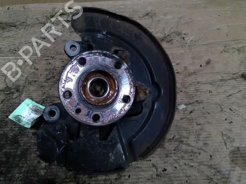 Used Left front steering knuckle Left front steering knuckle VOLVO V70 III (135) D5 (185 hp) 31103083 31103083