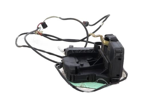 Used Front left lock MERCEDES-BENZ C-CLASS (W203) C 220 CDI (203.008) (150 hp) 25603669