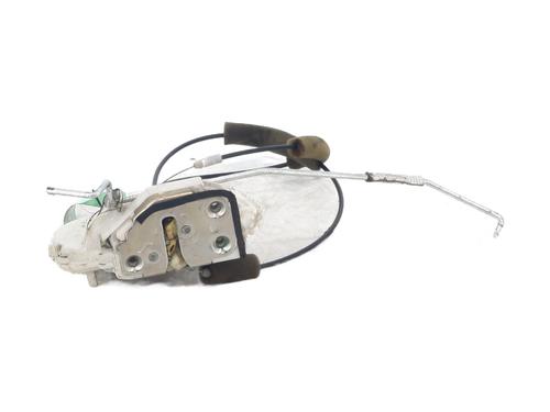 Cerradura puerta trasera izquierda HONDA CIVIC VIII Hatchback (FN, FK) 2.2 CTDi (FK3) (140 hp) 30823565