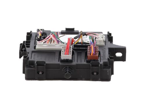 Used Fuse box Fuse box RENAULT ARKANA I (LCM_, LDN_) 1.6 E-TECH 145 (LDMU) (143 hp) 30690443 30690443
