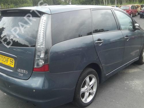 Right front door MITSUBISHI GRANDIS (NA_W) 2.0 DI-D (NA8W) | BP22003706C3 