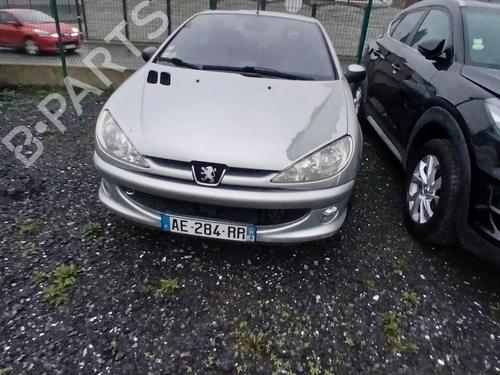 Middle console PEUGEOT 206 CC (2D) 1.6 16V (2DNFUF, 2DNFUR) | BP33004709I22 - Image 14