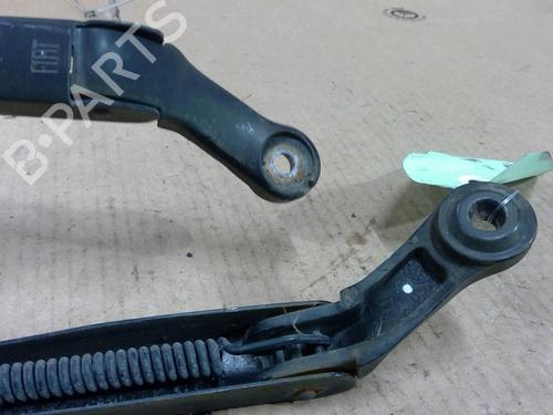 Front windshield wiper arm FIAT 500 (312_) 1.3 D Multijet (312AXB1A) | BP26183349C143 