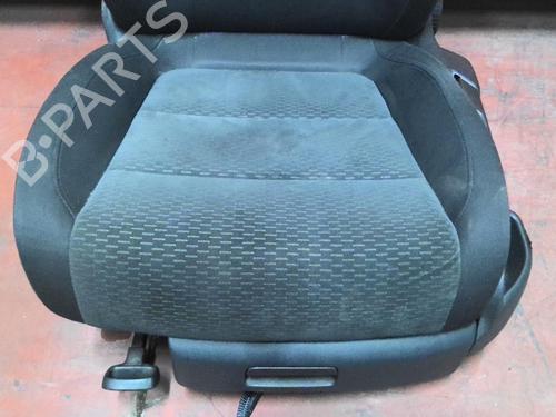 Left front seat VW GOLF PLUS V (5M1, 521) 1.6 TDI | BP30823746C15