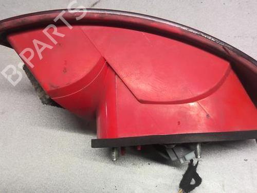 Used Right taillight Right taillight ALFA ROMEO 147 (937_) 1.9 JTD (937.AXD1A, 937.BXD1A, 937.AXV1A, 937.BXB1A,... (115 hp) 20355155 20355155