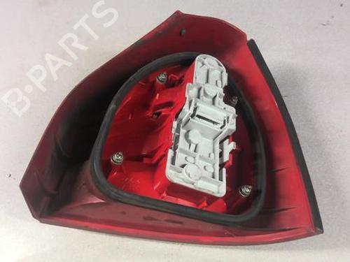 Used Left taillight Left taillight 22003100 22003100