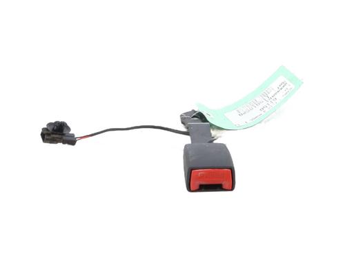 Used Seat buckle RENAULT CLIO III (BR0/1, CR0/1) 1.5 dCi (BR17, CR17) (86 hp) 30473637