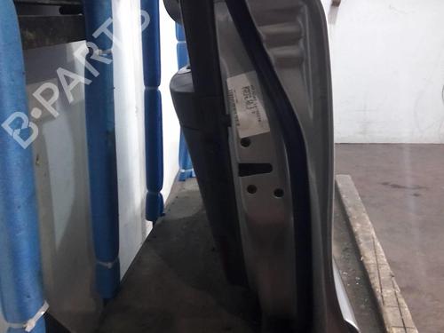 Used Right front door Right front door HYUNDAI SANTA FÉ I (SM) 2.0 CRDi 4x4 (125 hp) 20351685 20351685