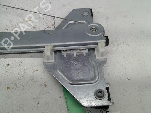 Used Front right window mechanism Front right window mechanism PEUGEOT PARTNER Box Body/MPV 1.6 HDi (75 hp) 33803900 33803900