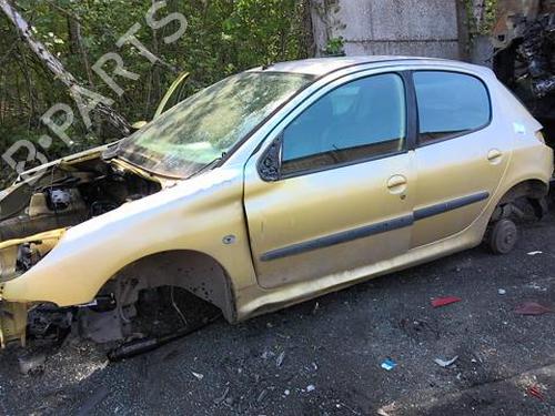 Left taillight PEUGEOT 206 Hatchback (2A/C) 1.4 HDi eco 70 | BP26034963C34 