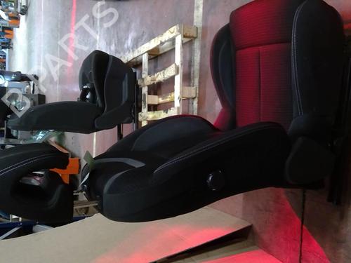 Left front seat CITROËN C4 II (NC_) 1.6 HDi 90 | BP33741705C15 - Image 4