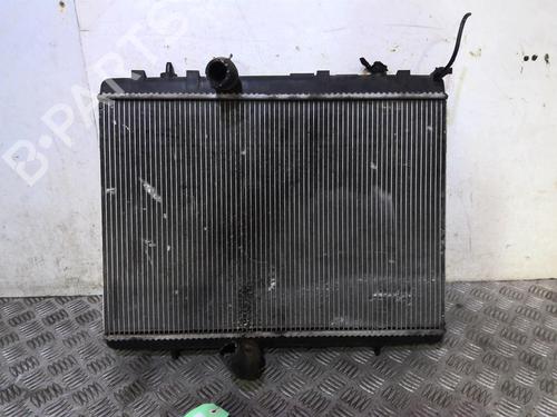 Used Water radiator PEUGEOT 5008 (0U_, 0E_) 1.6 HDi (112 hp) 23846771