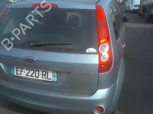 Left headlight FORD FIESTA V (JH_, JD_) 1.3 | BP24599908C28 